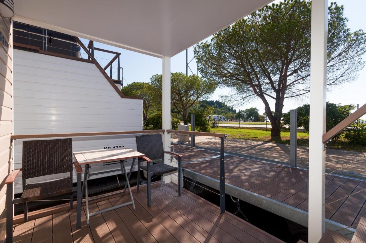 Stella Blue Floating House Portoroz Hotel Exterior photo